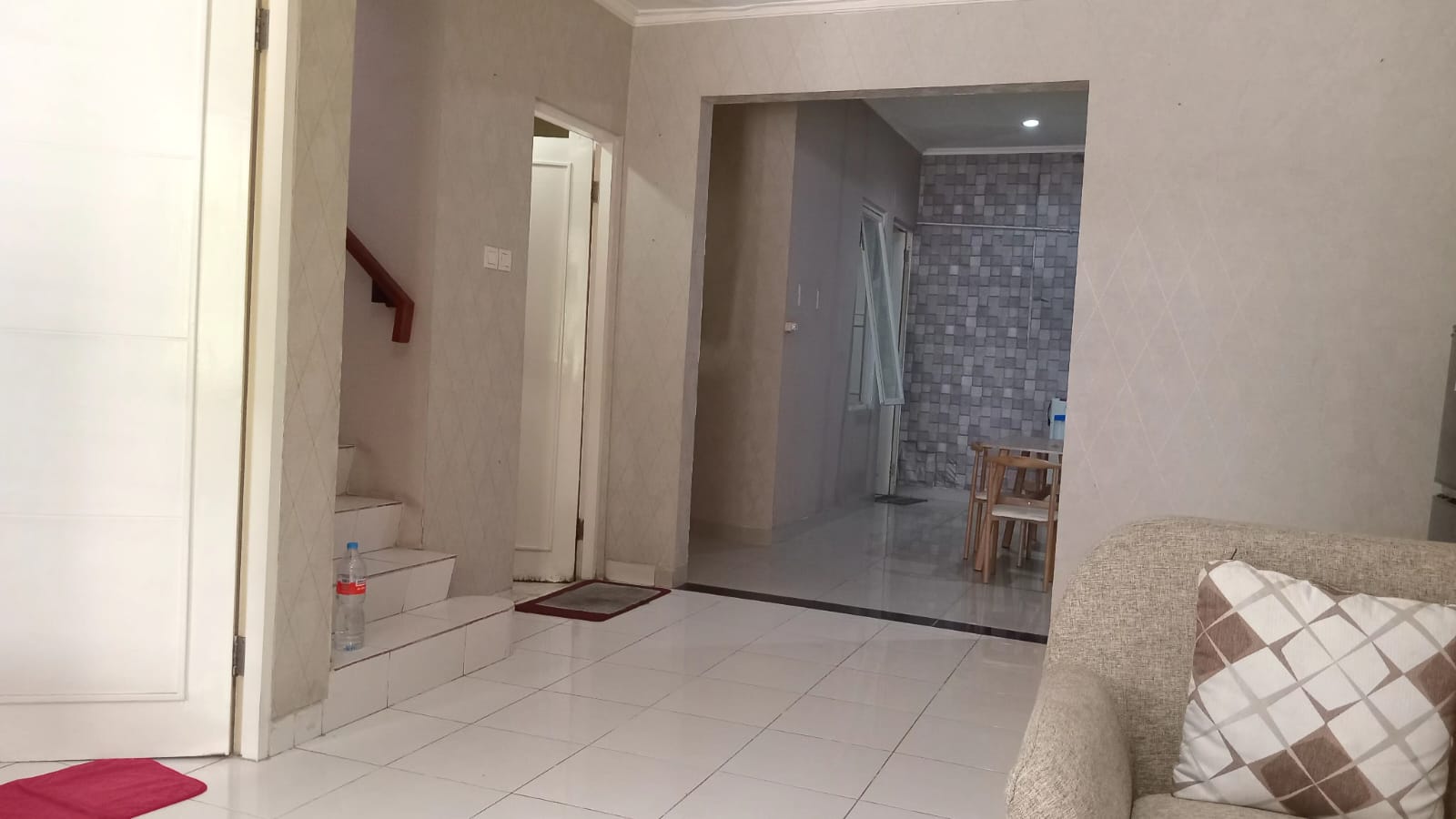 Rumah Di Sewakan Full Furnis Di Florencia Lippo Cikarang